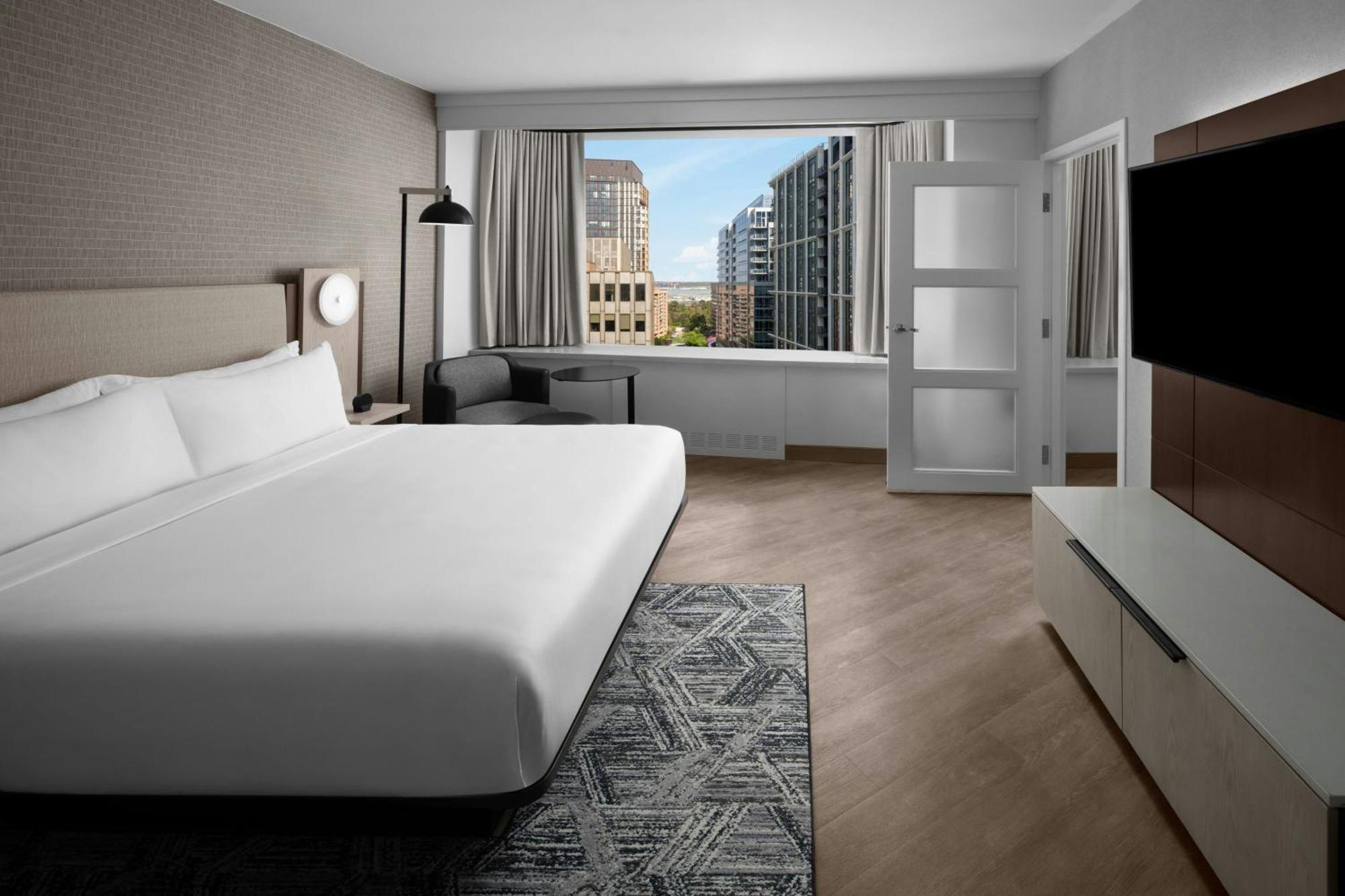 The National Landing Hotel Crystal City Арлингтон Экстерьер фото