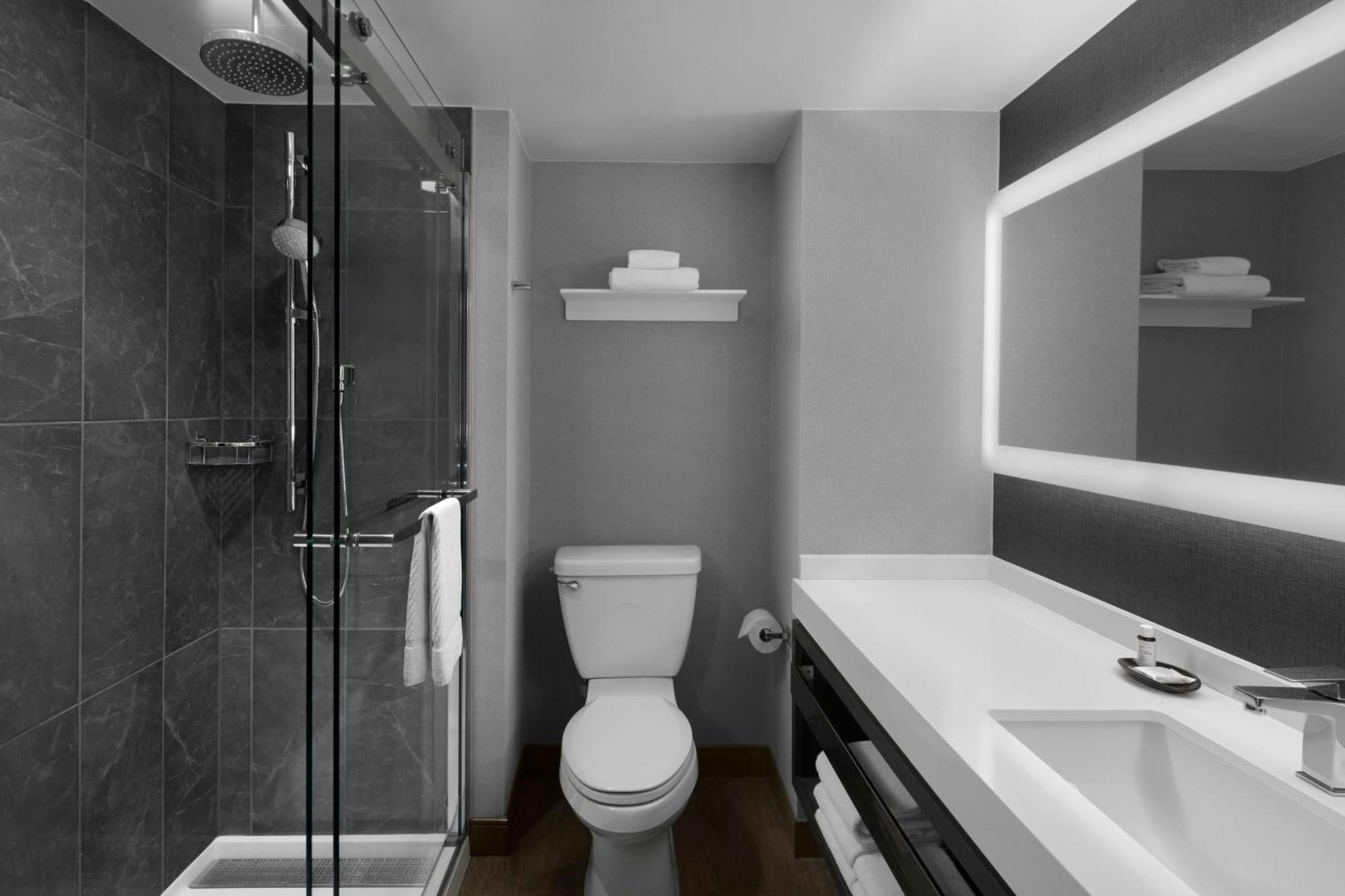 The National Landing Hotel Crystal City Арлингтон Экстерьер фото